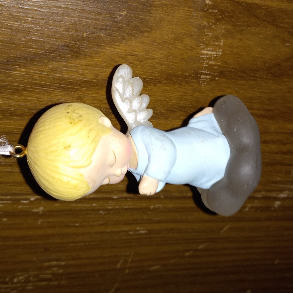 Hallmark angel (marys)